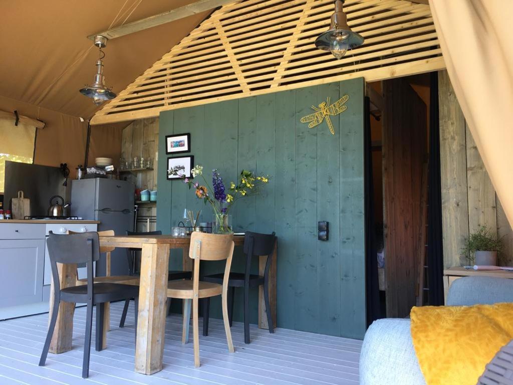 Glamping Aan De Plas فِنْكِفين المظهر الخارجي الصورة